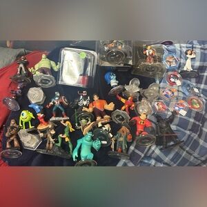Disney Infinity Character Figures Collection 35 pieces